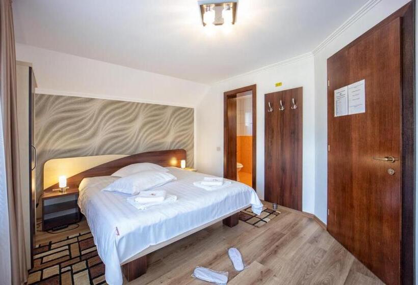 پانسیون Amedeia