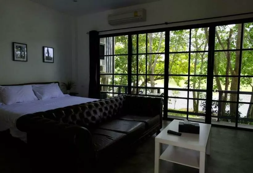 ペンション Photharam126 Resort