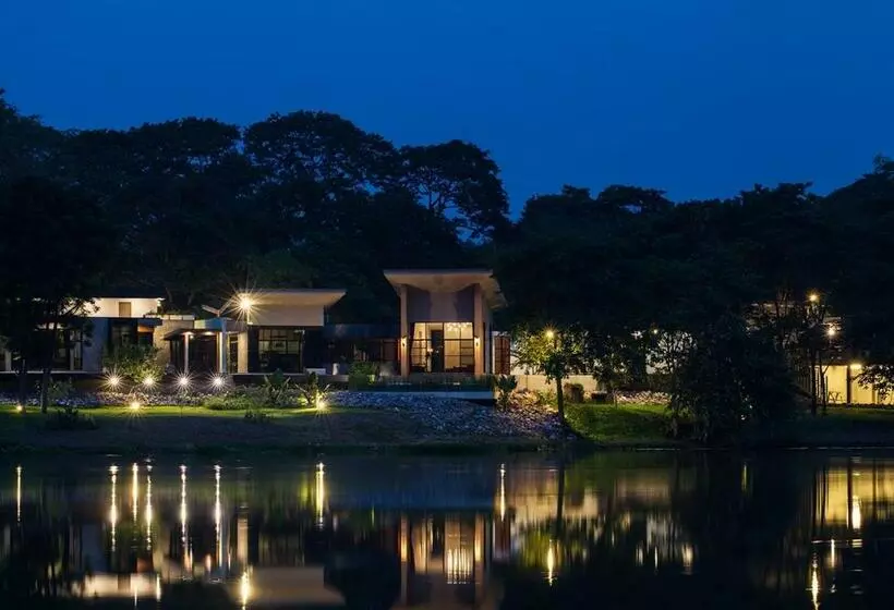 ペンション Photharam126 Resort