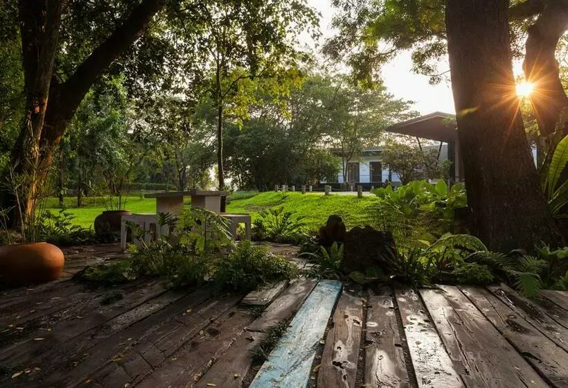 ペンション Photharam126 Resort