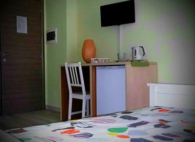 פנסיון Tra Menta E Meliga