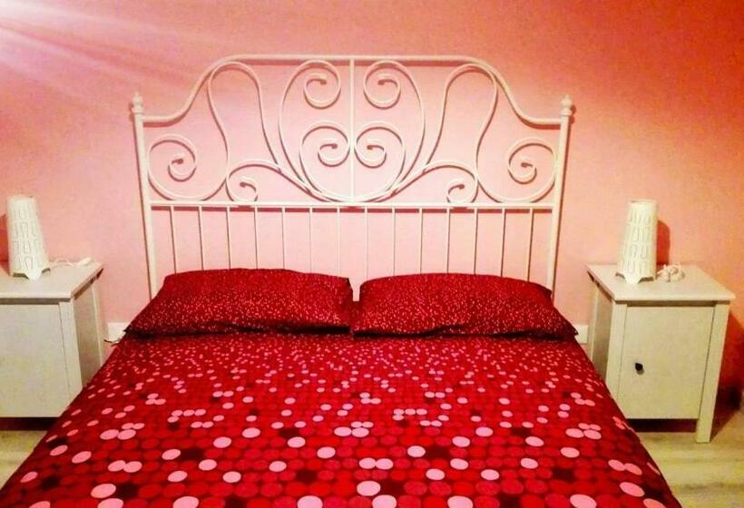 פנסיון Tra Menta E Meliga