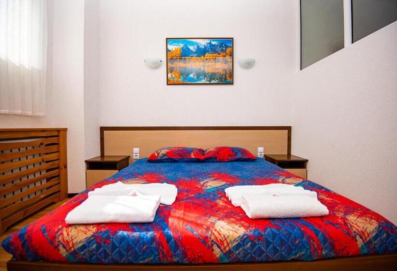 семеен хотел надежда