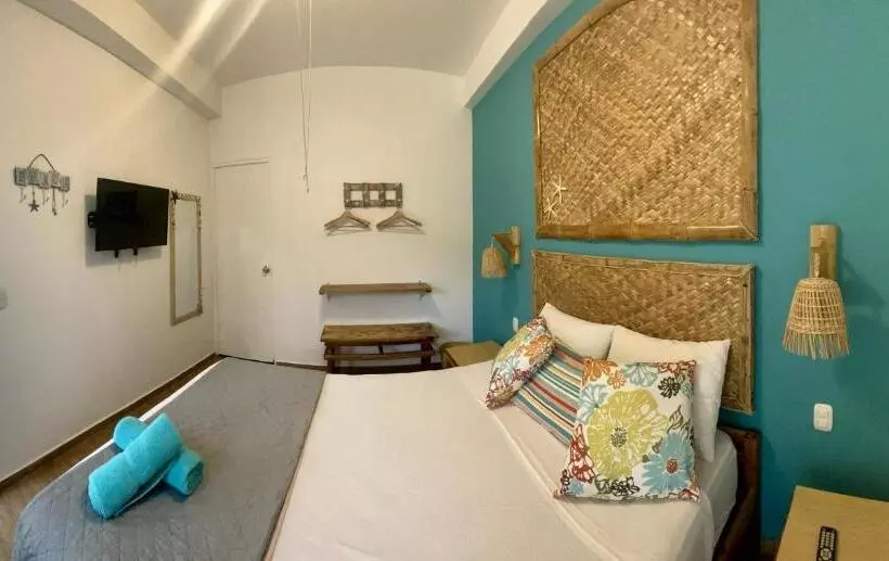 هاستل Qeru House