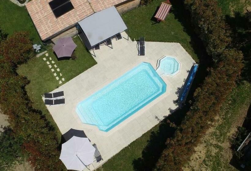 مبيت وإفطار Chambres D Hôtes La Dorgisane