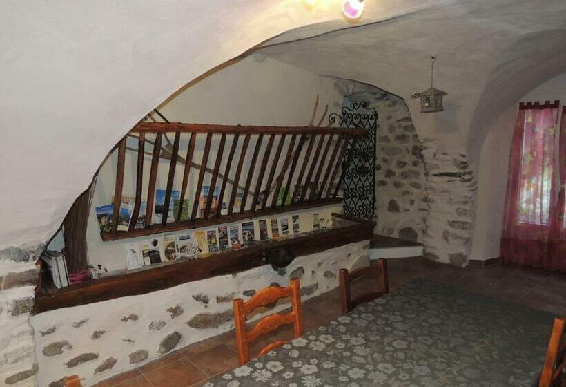 مبيت وإفطار Chambres D Hôtes La Dorgisane