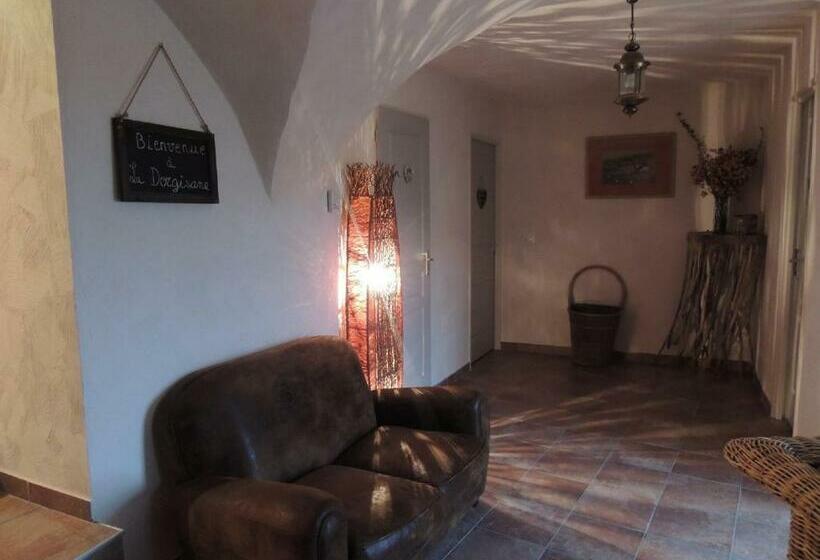مبيت وإفطار Chambres D Hôtes La Dorgisane