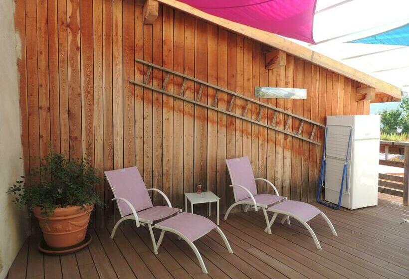 مبيت وإفطار Chambres D Hôtes La Dorgisane