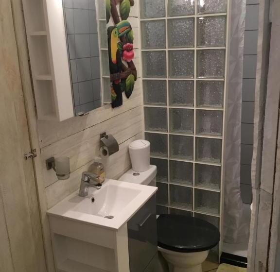 تختخواب و صبحانه La Cambra Dé Monflanquin