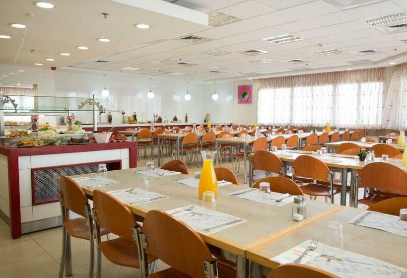 Hi Mitzpe Ramon Hostel