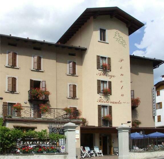 בית מלון כפרי Albergo Pineta