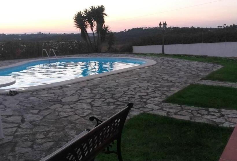 Отель Casa Do Cabeço