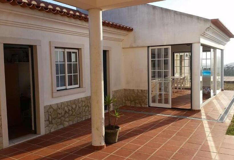 Отель Casa Do Cabeço