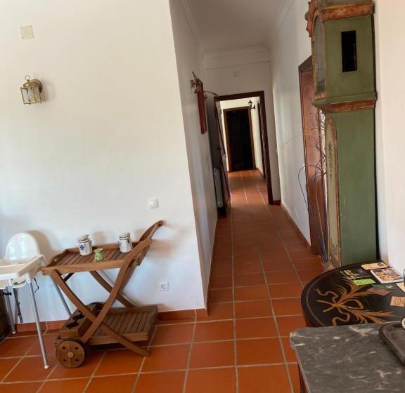 Отель Casa Do Cabeço