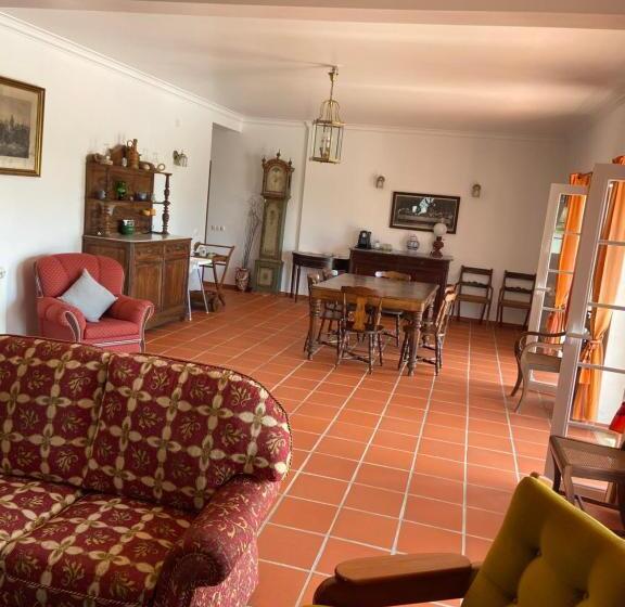 Отель Casa Do Cabeço