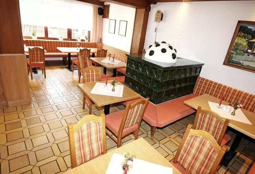 Hotelli Das Kleine Berg