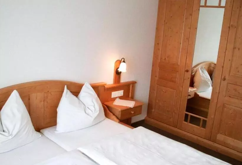 Hotelli Das Kleine Berg