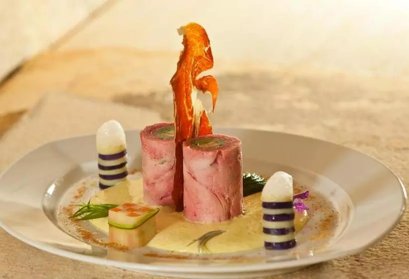 Hotelli Gasthof Zur Sonne