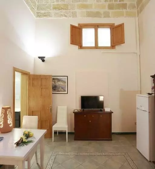 Majatalo Camera Elena In Palazzo Stapane