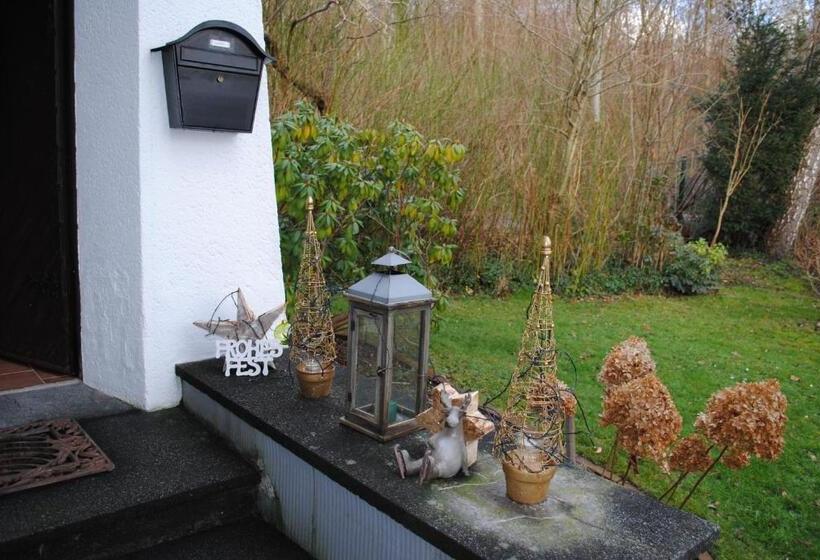 پانسیون Villa Donar