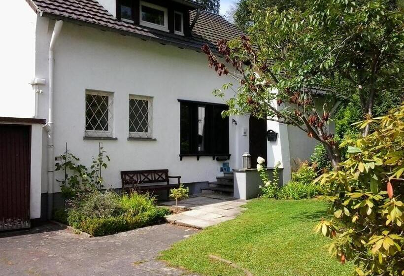 پانسیون Villa Donar