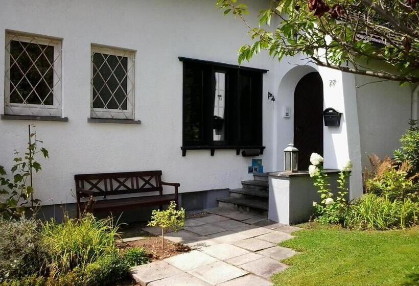 پانسیون Villa Donar