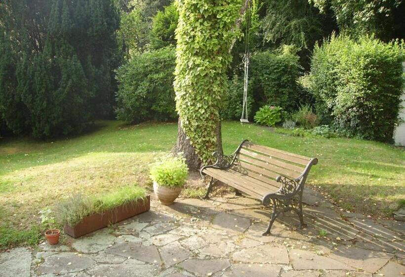 پانسیون Villa Donar