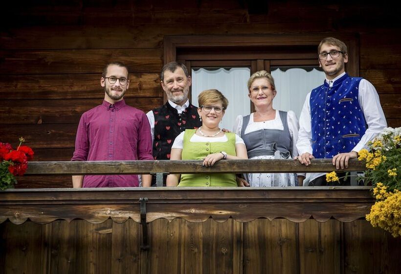 Das Gästehaus Schneider Am Dorfplatz