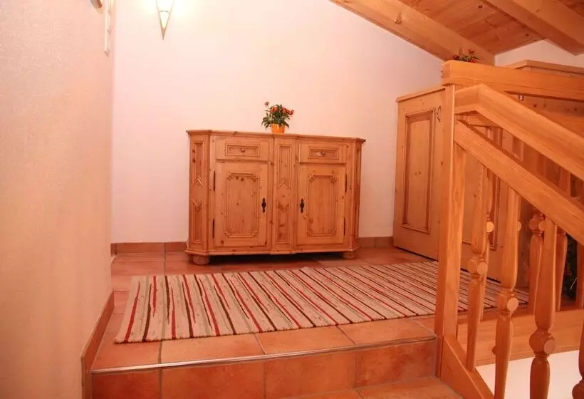 Das Gästehaus Schneider Am Dorfplatz