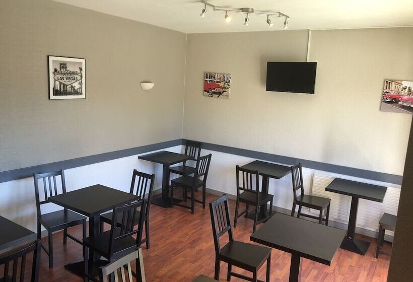 ホテル Adonis Lyon Est Hôtel Artys