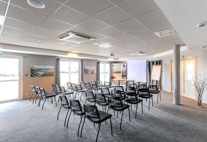 Brit Hotel Le Galion & Spa