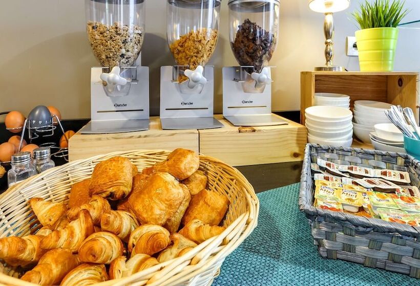 Brit Hotel Le Galion & Spa