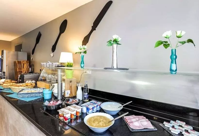 Brit Hotel Le Galion & Spa