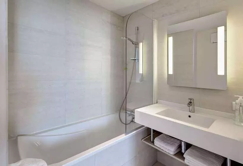 Brit Hotel Vendée Mer