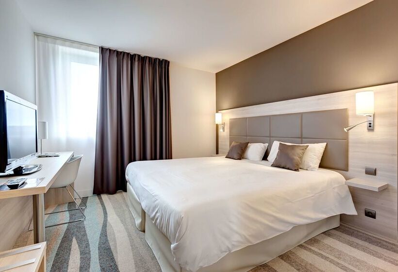 Brit Hotel Vendée Mer