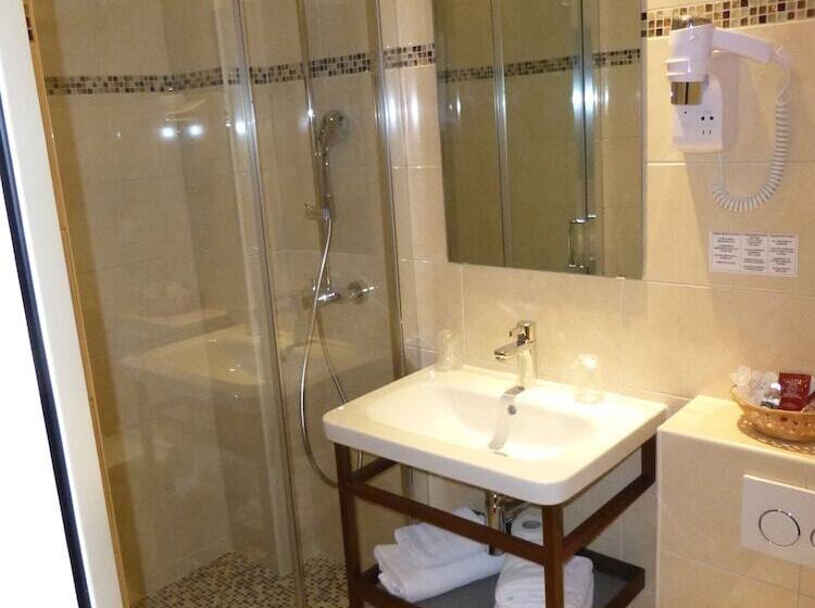 בית מלון כפרי Capitole