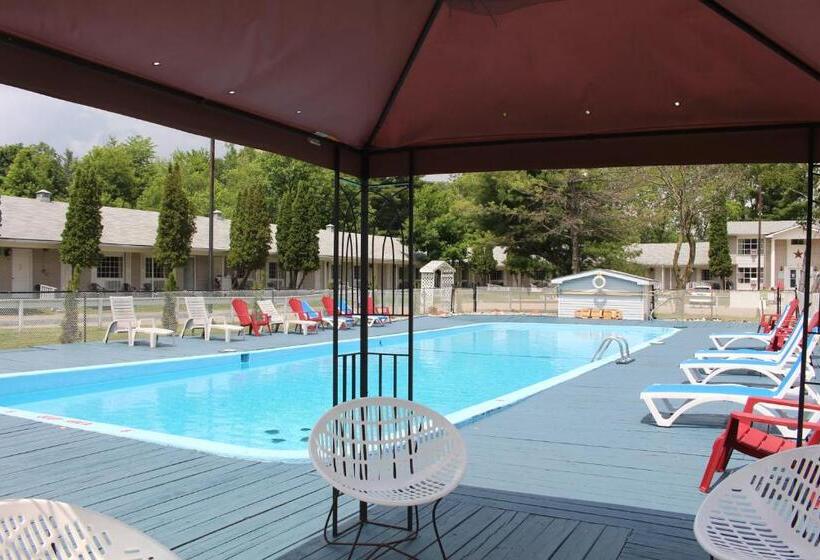 호텔 Colonial Resort1000islands