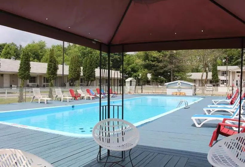 호텔 Colonial Resort1000islands