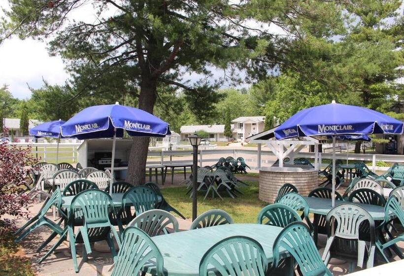 호텔 Colonial Resort1000islands