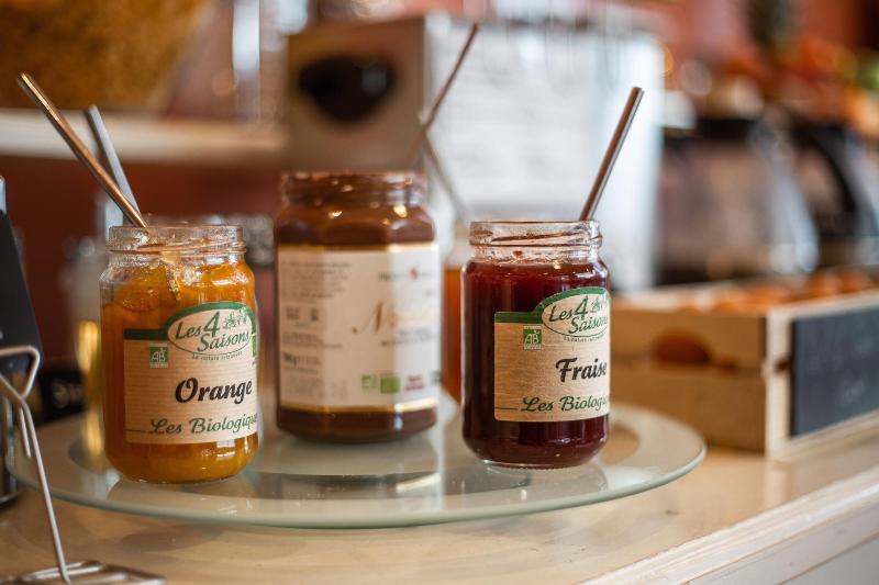 فندق Continental