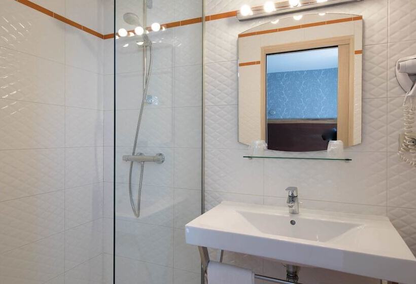 בית מלון כפרי Cosmopolitain