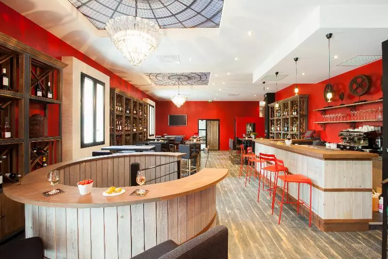 Garrigae Distillerie De Pezenas Hotellerie & Spa