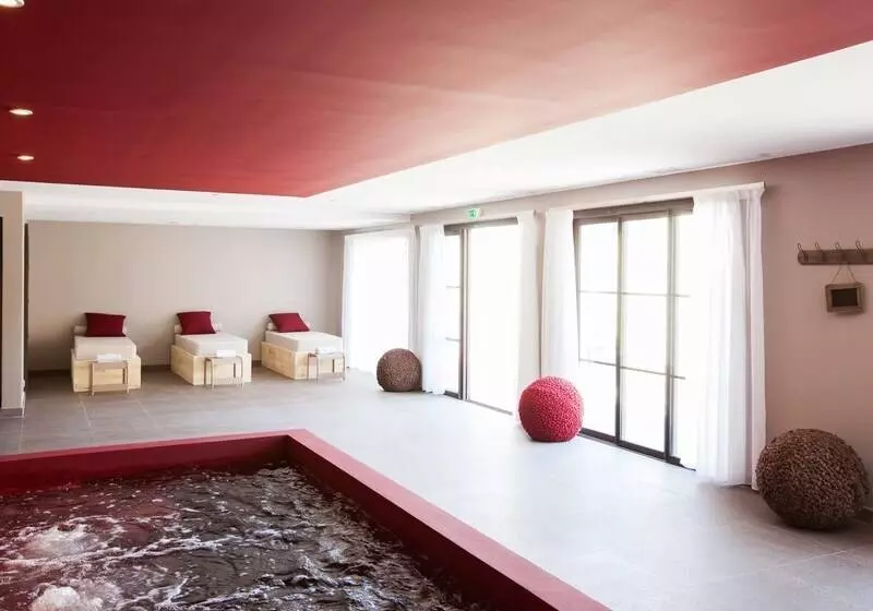 Garrigae Distillerie De Pezenas Hotellerie & Spa