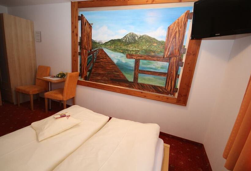 Отель Gasthof Waldwirt