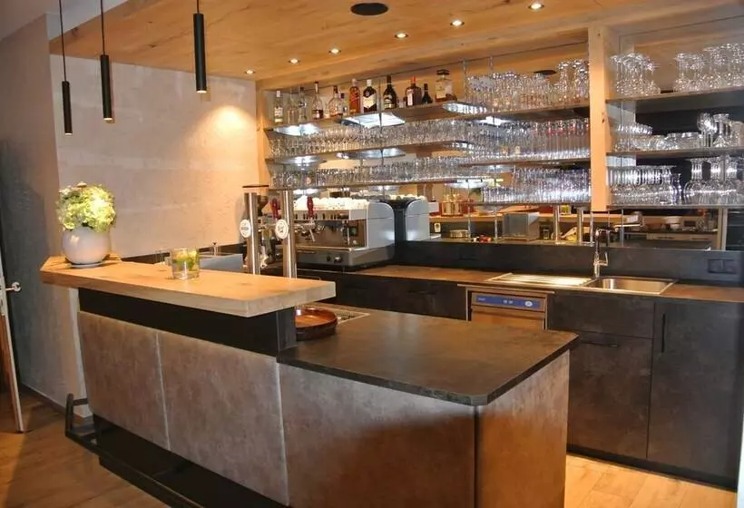 ホテル Gasthof Zum Stollhofer