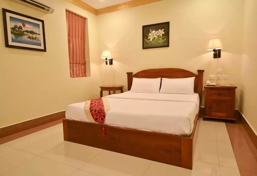 בית מלון כפרי Golden House International