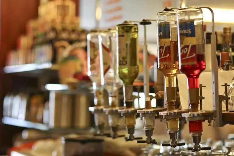 בית מלון כפרי Golden House International