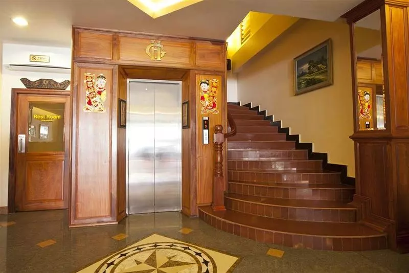 בית מלון כפרי Golden House International