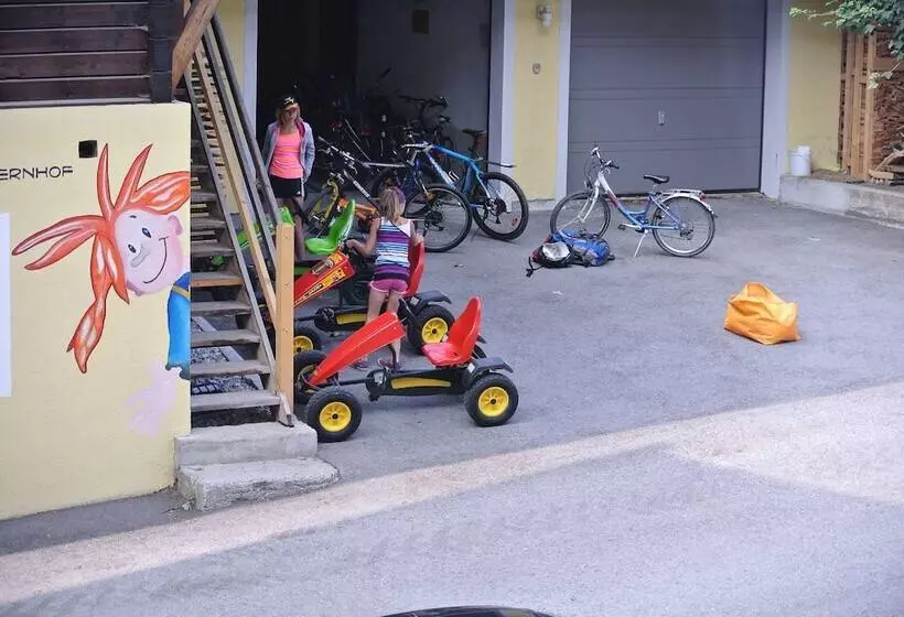 ホテル Guggenberger