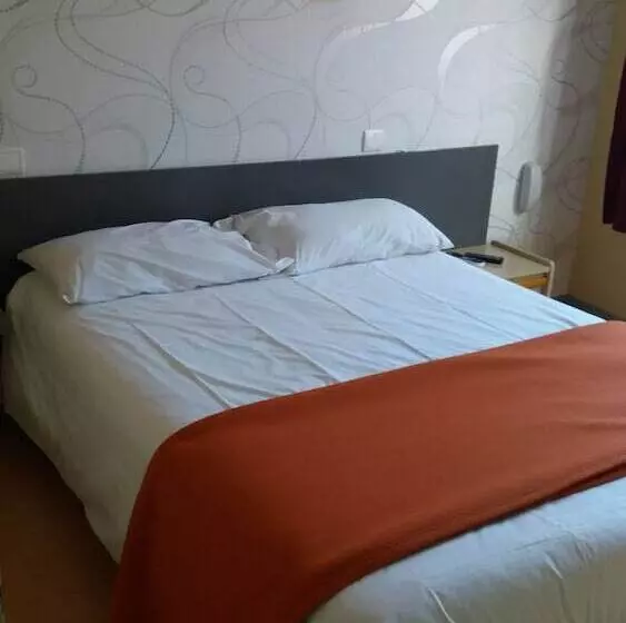 בית מלון כפרי Hôtel Kennedy